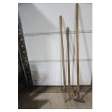 (2ct) Wooden Handles for garden Tools & Vintage/Antique Scraper