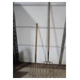 Vintage Pitchforks (2ct)
