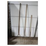Vintage Pitchforks (3ct)