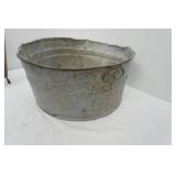 Vintage Galvanized Wash Tub (does have a hold in the side)