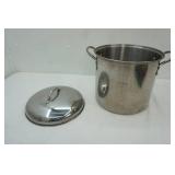 Stainless Steel Stock Pot. 9" tall by 11" diameter