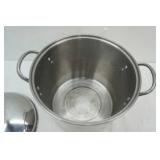Stainless Steel Stock Pot. 9" tall by 11" diameter