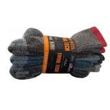 MB - Vintage Shoe Polisher with New 3-Pack Omni Wool Tech Socks