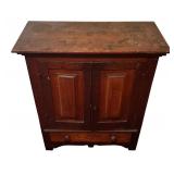 BR - Vintage Wooden Cabinet with Double Doors and Drawer