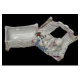 MB - Antique Porcelain Fairing Box