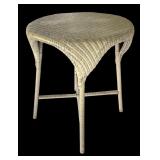 P - Vintage White Wicker Round Table