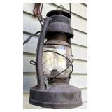 O - Vintage Metal Lantern Lamp