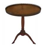 P - Petite Vintage Round Accent Table with Brass Gallery Edge