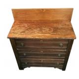 FR - Vintage Wooden Dresser / Commode
