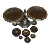 FR - Vintage Cast Iron Balance Scale with Weights