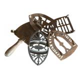 FR - Collection of 5 Vintage Cast Iron Trivets