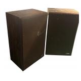 FR - Pair of Vintage Omega 300 Floor Speakers