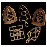 FR - Collection of 5 Vintage Cast Iron Trivets Assorted Designs