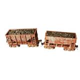 FR - Set of 9 Vintage HO Scale Train Cars including Cars with Loads