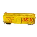 FR - Set of 9 Vintage HO Scale Train Cars including Cars with Loads