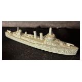 FR - Set of 6 Vintage Tootsie Toy Die Cast Ships