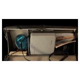 FR - Vintage Polaroid Land Camera Automatic 230 with Flash and Case