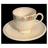 FR - Set of 6 Vintage Wedgwood Belmar Demitasse Cups with Saucers