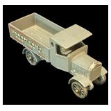 FR - Collection of 7 Vintage Die-Cast Model Cars and Trucks