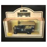 FR - Set of 8 Days Gone By Die-Cast Model Vehicles