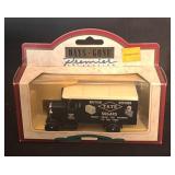 FR - Set of 8 Days Gone By Die-Cast Model Vehicles