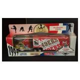 FR - Matchbox Limited Edition Sports Team Semi Truck Collection 1993-1995