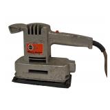 LL - Black & Decker Finishing Sander