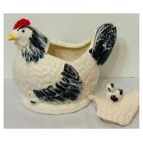 DR - Ceramic Hen and Chick Cookie Jar