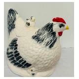 DR - Ceramic Hen and Chick Cookie Jar