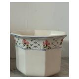 LR - Set of 3 Decorative Ceramic Vases / Planters Assorted Styles