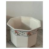 LR - Set of 3 Decorative Ceramic Vases / Planters Assorted Styles