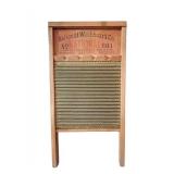 DR - Vintage National Washboard No. 801 and Mouse Schoolhouse Diorama Set