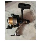 LR - Set of 3 Vintage Spinning Fishing Reels Including Berkley and Daiwa