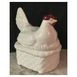 DR - Vintage Ceramic Hen on Nest Covered Dish