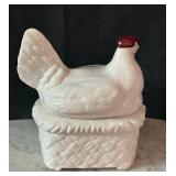 DR - Vintage Ceramic Hen on Nest Covered Dish