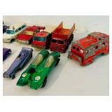 LR - Vintage Diecast Toy Car Collection: Matchbox, Hot Wheels, Tootsietoy & More