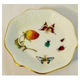 Set of 4 Petite Porcelain Plates with Strawberry and Insect Motif, 6 Inch