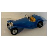 LR - Set of 6 Die-Cast Vintage Model Cars Including Waring