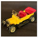 DR - Set of 8 Vintage Matchbox Lesney Models Die-Cast Cars and Truck