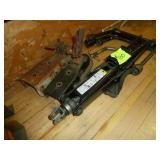 Tire Bars & Screw Jack