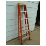 Bauer Fiberglass Step Ladder 6