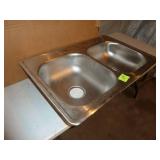 Elite Stainless Steel Sink Damaged