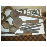 Antique Lead Molting Set