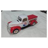 Lot of 2 diecast banks and 1 diecast model truck