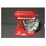 KitchenAid Deluxe Edition 5 Qt Stand Mixer with Glass Bowl and Cover