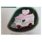 Department 56 Heritage Village Valentine Village Express Truck in Box