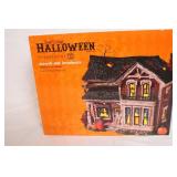 Department 56 Snow Village Halloween Screech Owl Farmhouse Lighted Building