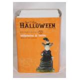 Department 56 Snow Village Halloween Wilhelmina & Lucille Figurine with Cord