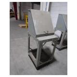 Tool Cart 20"x24"x54"