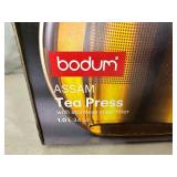 New Bodum Assam Tea Press with Stainless Steel Filter - 34 oz